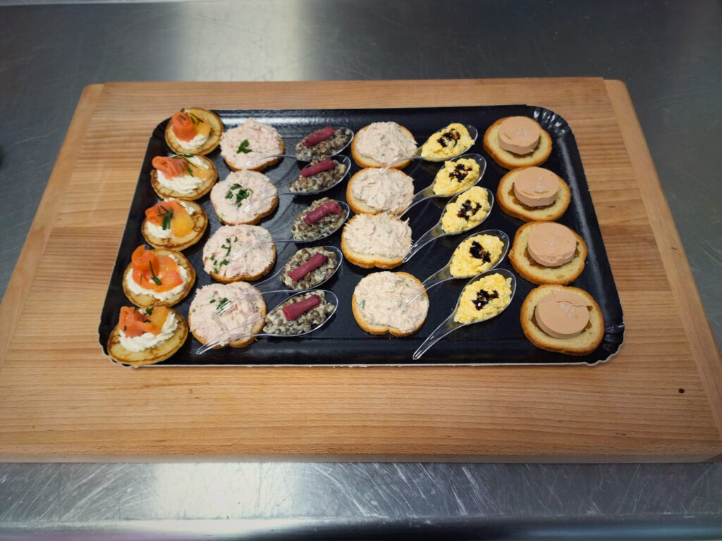 Amuses bouches salés, boucherie traiteur à Sers